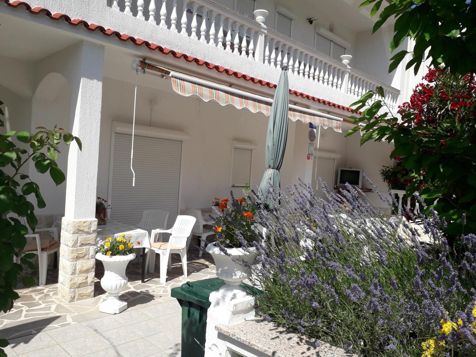 Seaside Oasis: Family-Friendly Apartments with Pool and Amenities Palit Exterior photo