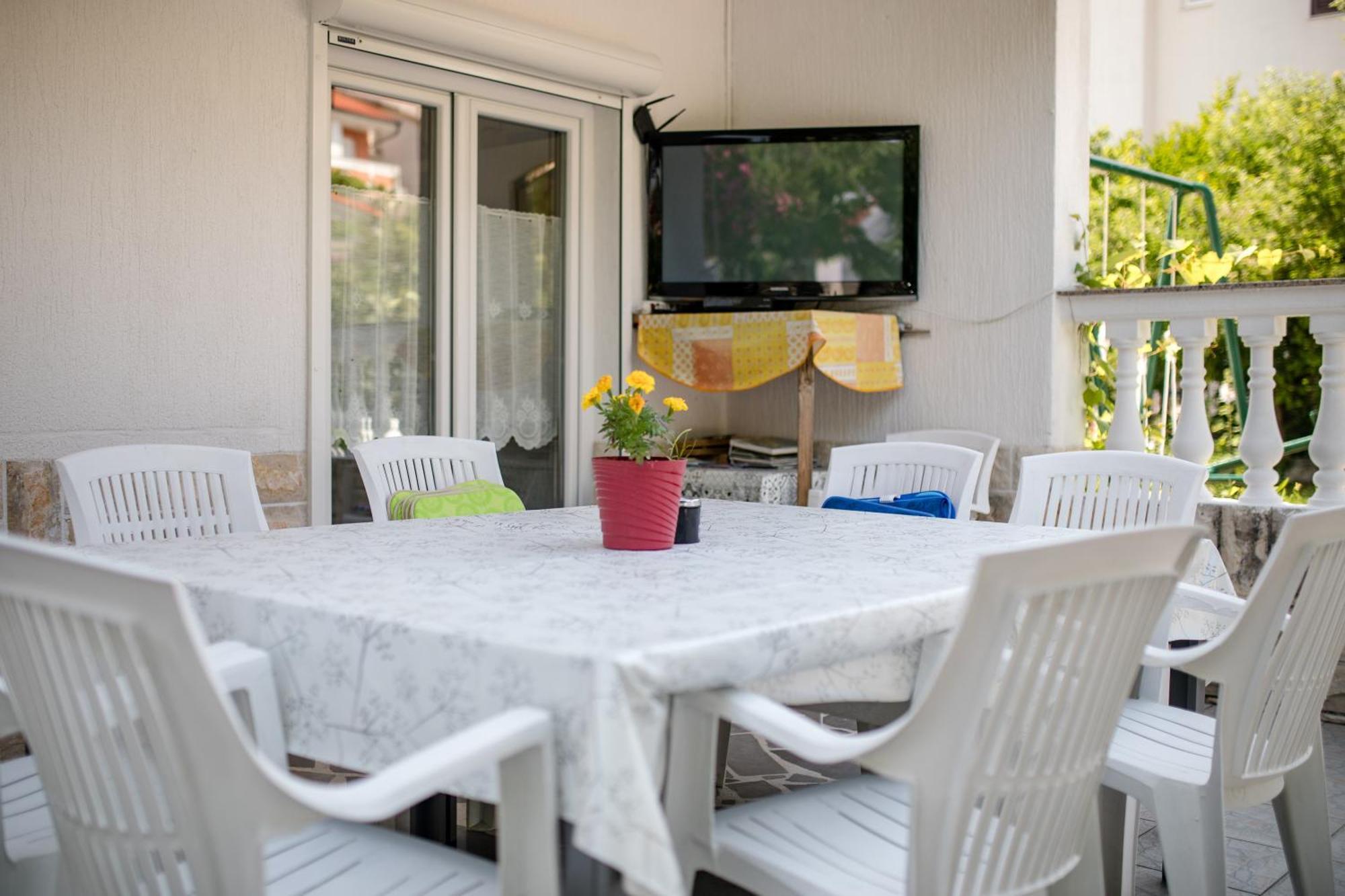 Seaside Oasis: Family-Friendly Apartments with Pool and Amenities Palit Exterior photo