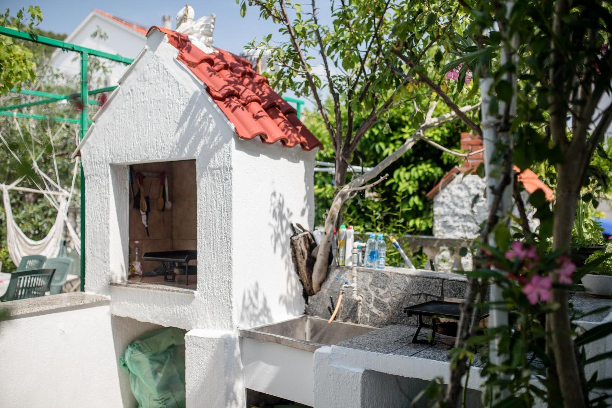 Seaside Oasis: Family-Friendly Apartments with Pool and Amenities Palit Exterior photo